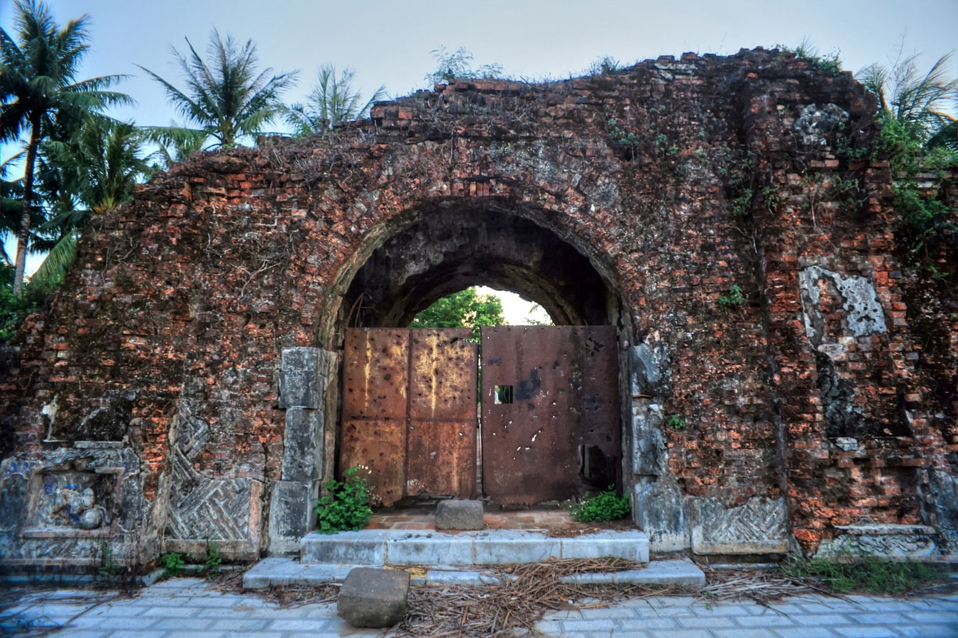 Thành cổ Quảng Trị